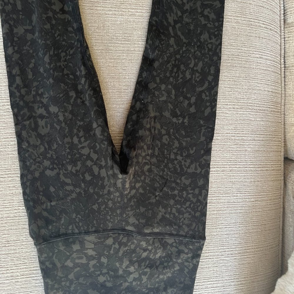 Lululemon Align High Rise 25" - Picture 2 of 5